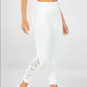 Fabletics Powerhold 7/8 legging. Large